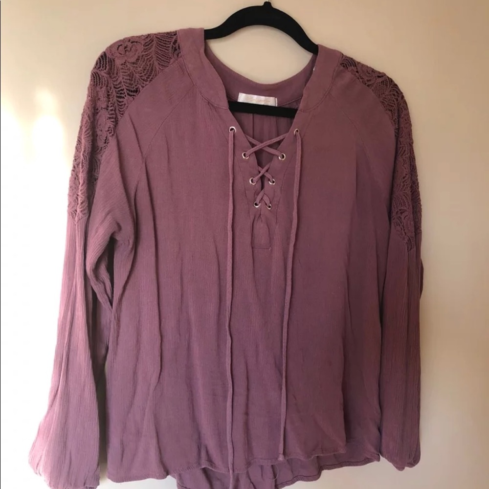 Mauve Lace And Tie Front Blouse Sz L